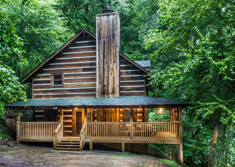 Hatfield Hideaway Pigeon Forge Exterior photo
